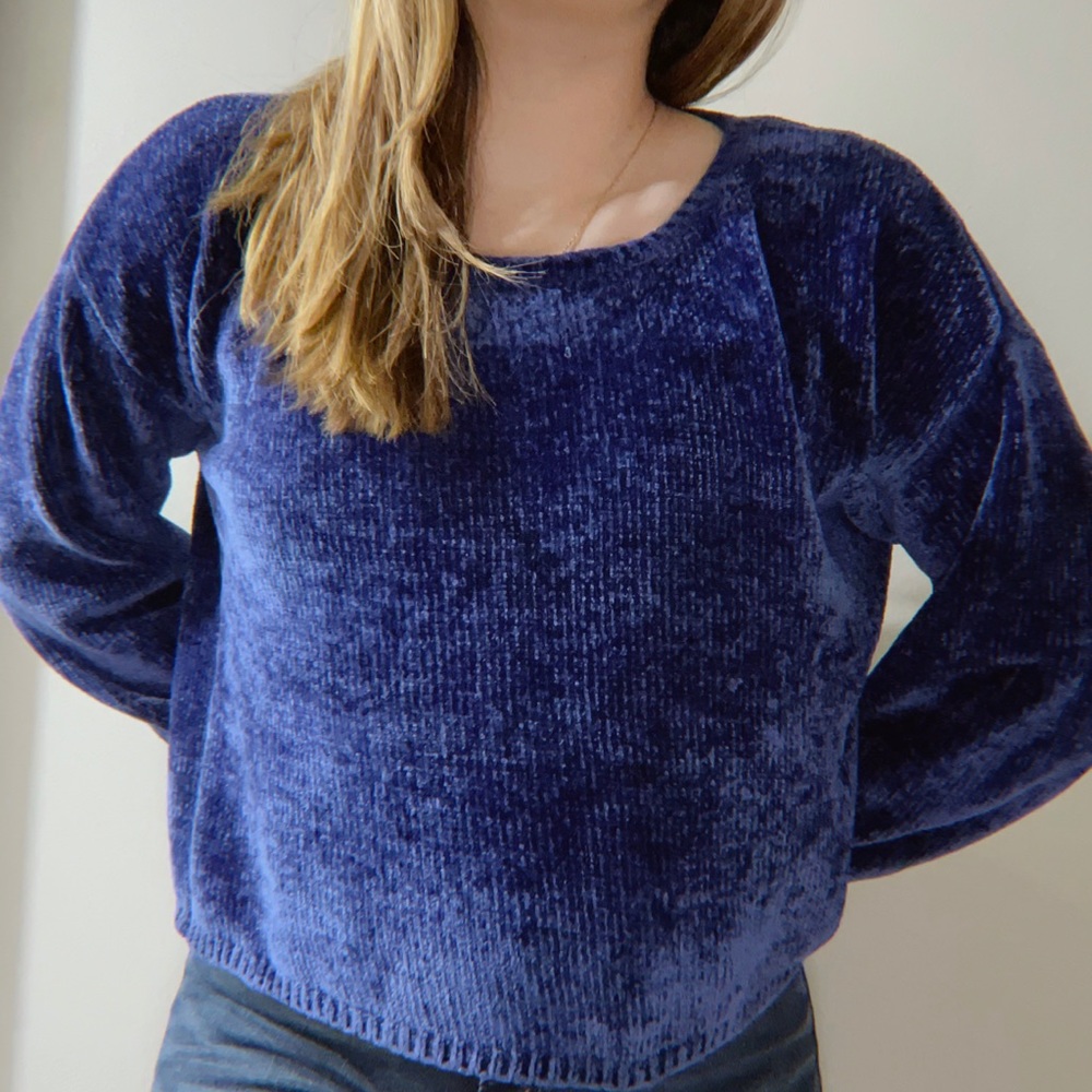 3/12 Dark blue sweater